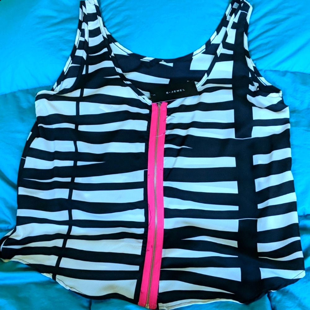 B Jewel - Black & white top